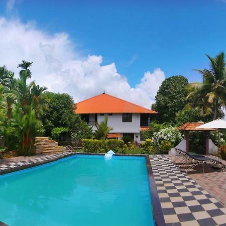 Green Palace Ayurveda Resort, Alleppey Alappuzha Екстериор снимка