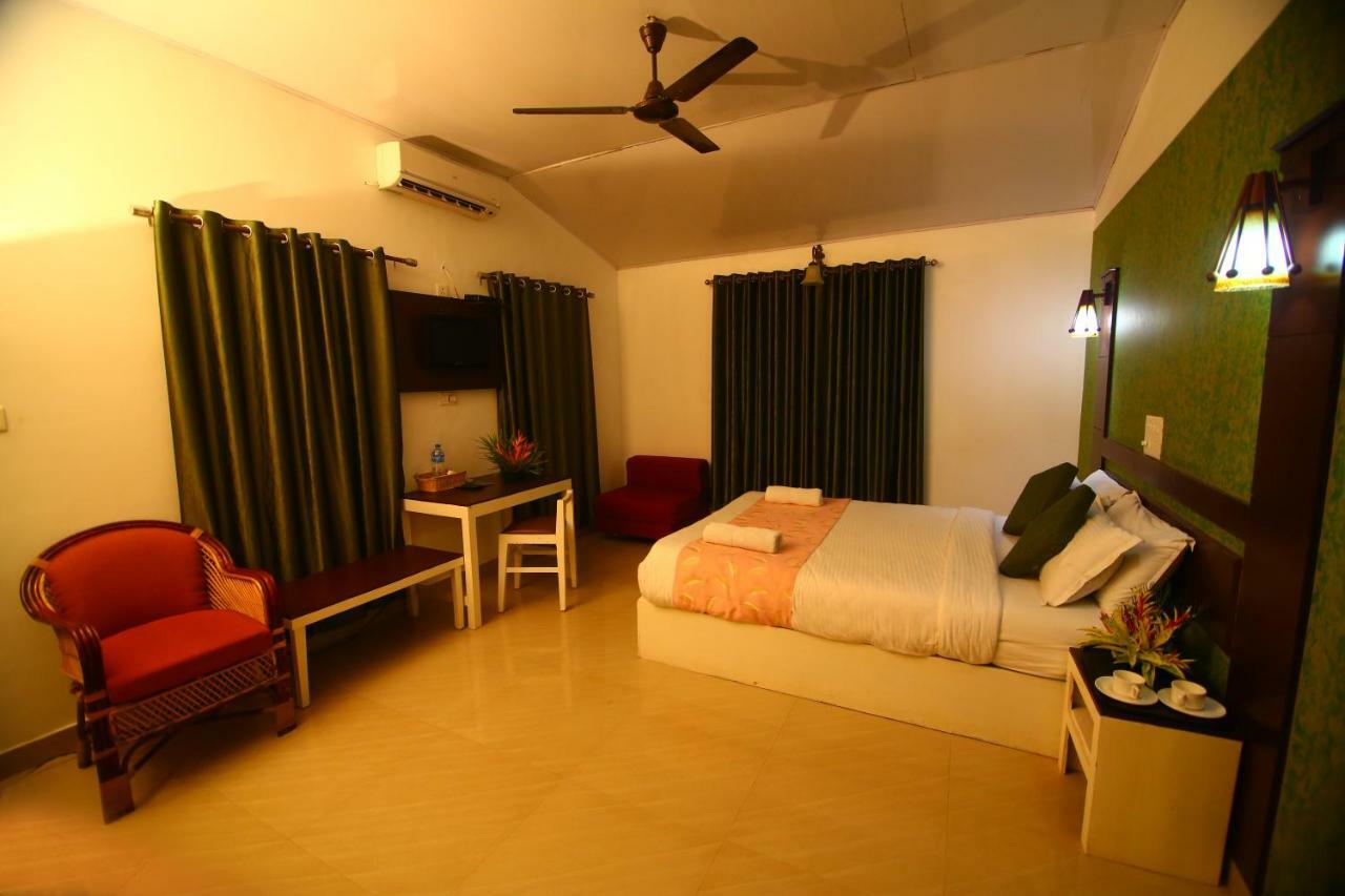 Green Palace Ayurveda Resort, Alleppey Alappuzha Екстериор снимка