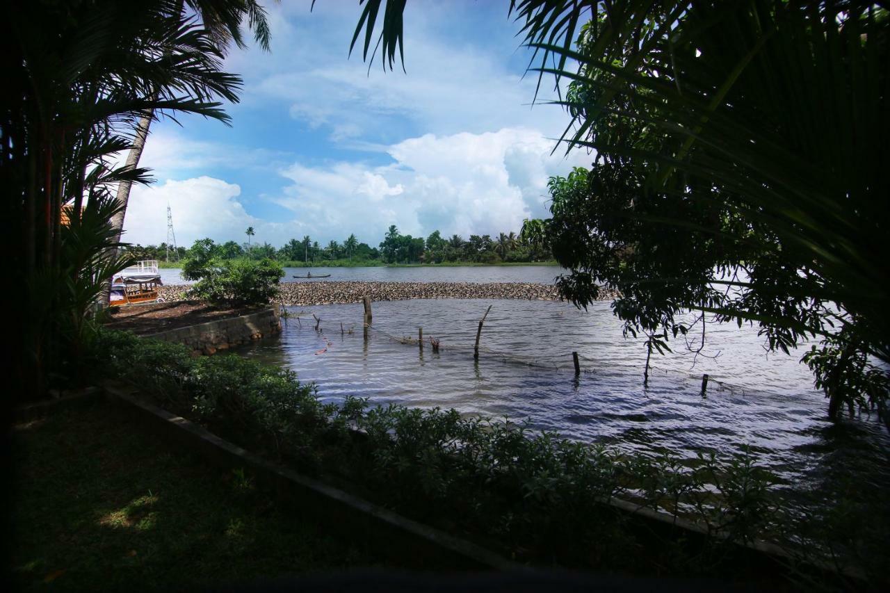 Green Palace Ayurveda Resort, Alleppey Alappuzha Екстериор снимка