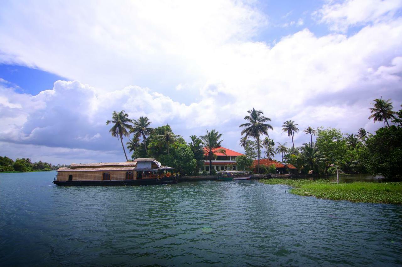 Green Palace Ayurveda Resort, Alleppey Alappuzha Екстериор снимка