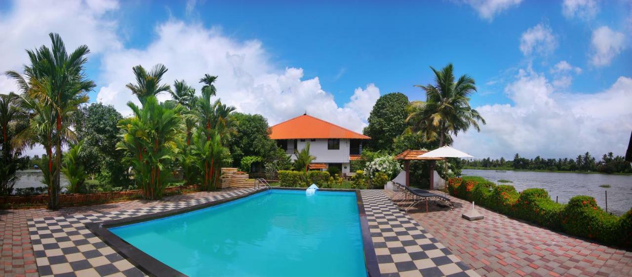 Green Palace Ayurveda Resort, Alleppey Alappuzha Екстериор снимка